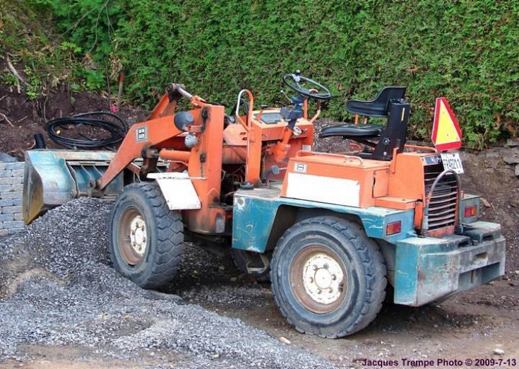 Kubota R410