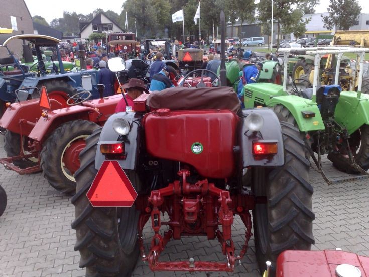 Tractor tour
