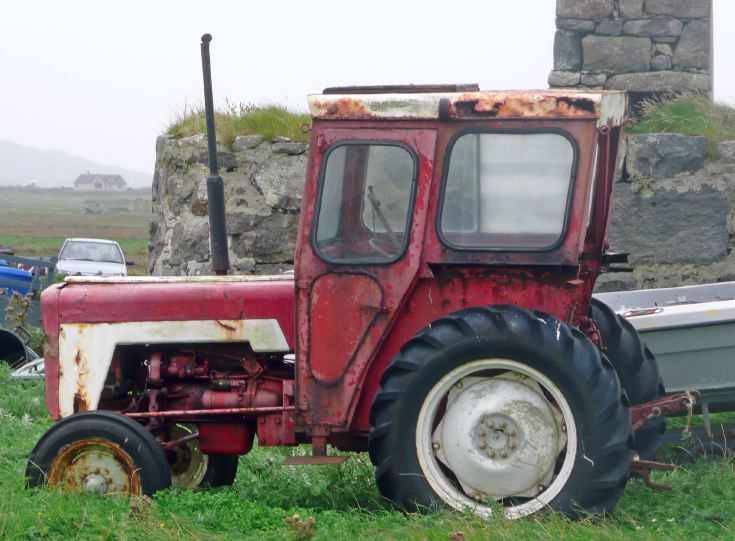 International 276 with Duncan cab on South Uist