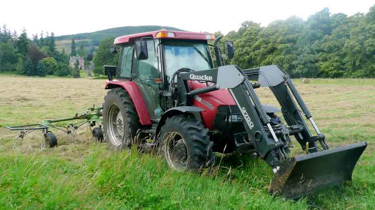 Case JX100U near Castle Leod, Strathpeffer